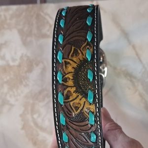 Leather turquoise and sunflower dog collar